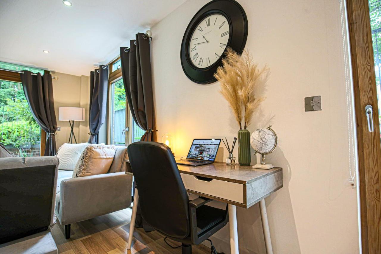 Campbell Park Apartment - City Centre - Free Parking, Balcony, Super-Fast Wifi And Smart Tv With Netflix By Yoko Property Milton Keynes Exterior foto